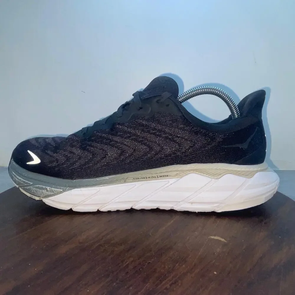 Hoka One One hoka one